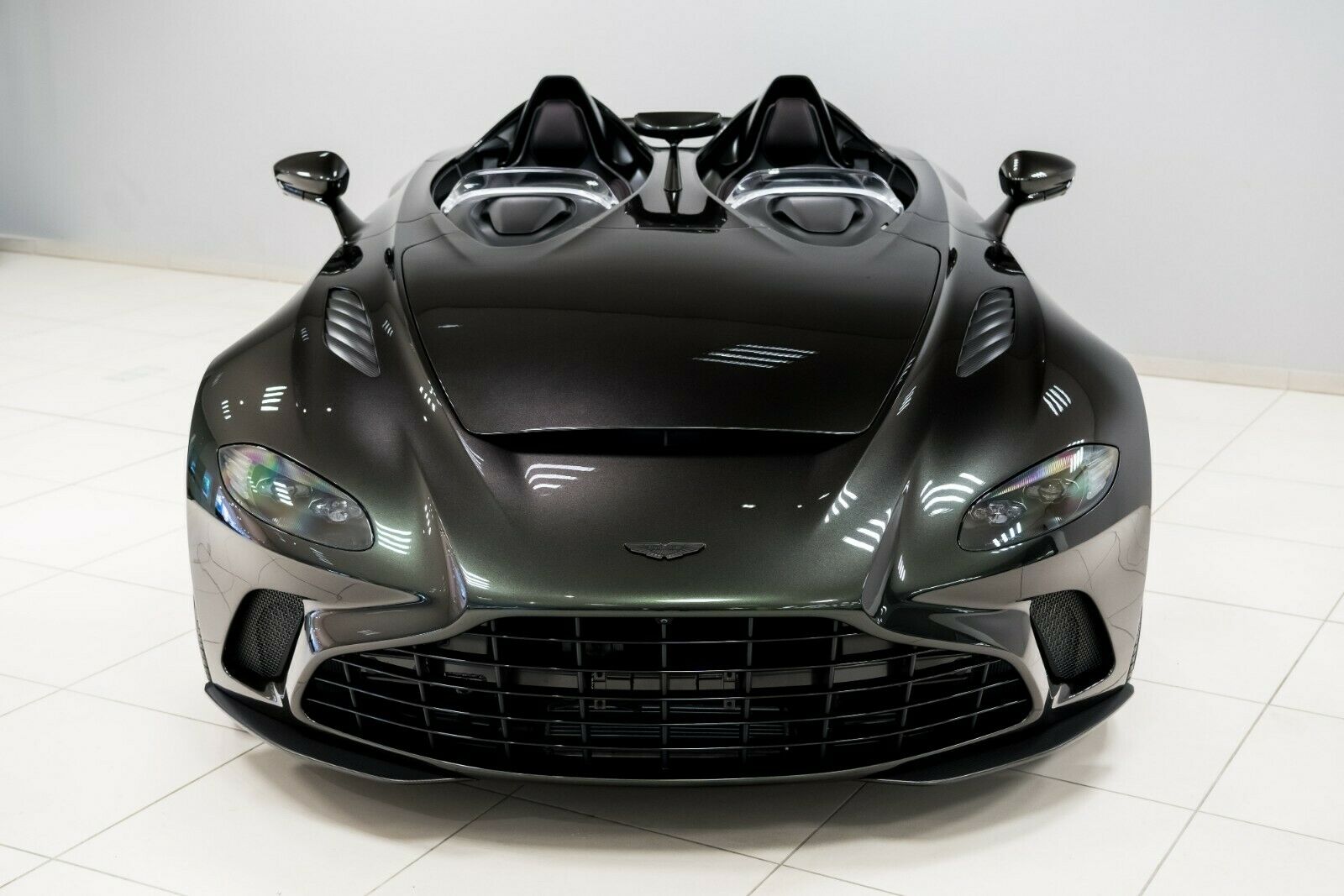 Aston Martin V12 Speedster Car