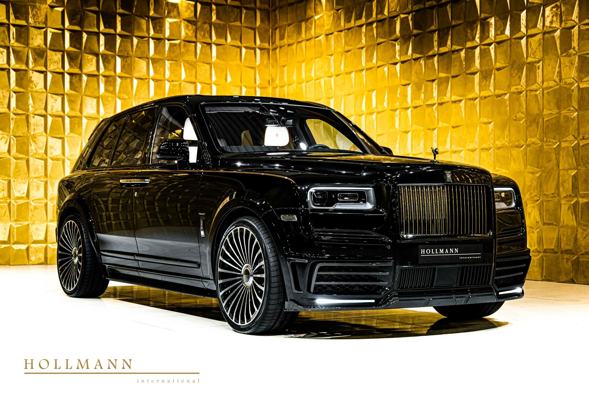 Rolls Royce Cullinan Black Badge by MANSORY   Hollmann ...