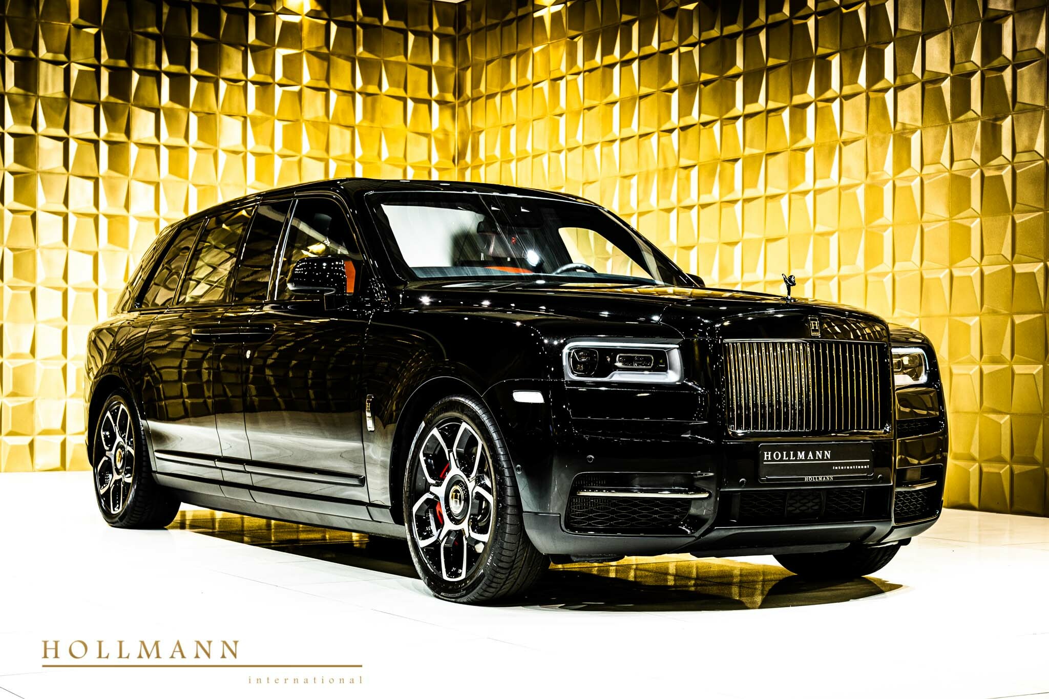 Bulletproof Rolls Royce Cullinan Mansory